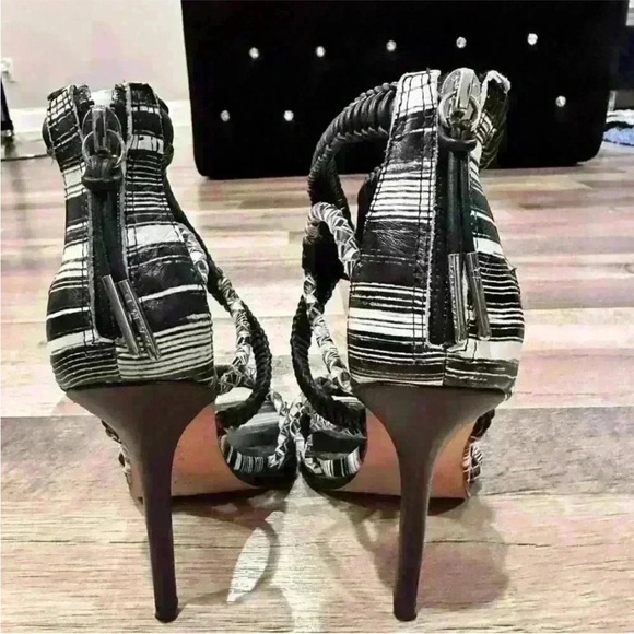 L.A.M.B. Black White Gladiator Heels Sandals Sz. US7.5 - Picture 3 of 4
